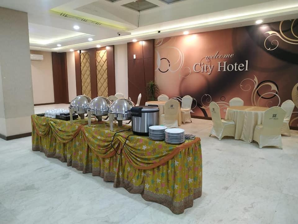 City Hotel Tasikmalaya Dış mekan fotoğraf