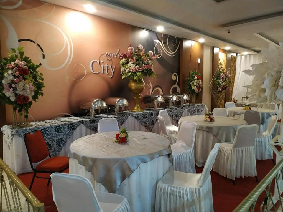 City Hotel Tasikmalaya Dış mekan fotoğraf